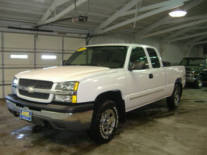 Image 1 of 2004 Chevrolet SILVERADO…